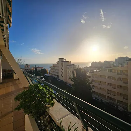 Torrequebrada Sea View, 2 Bed * بينالماذينا